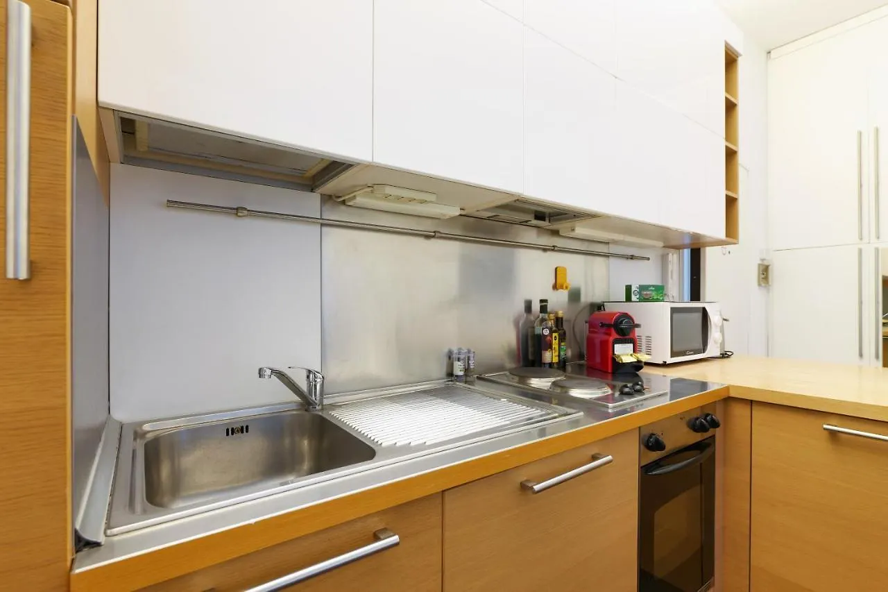 Cadorna Modern Apartment In The City Centre ミラノ イタリア