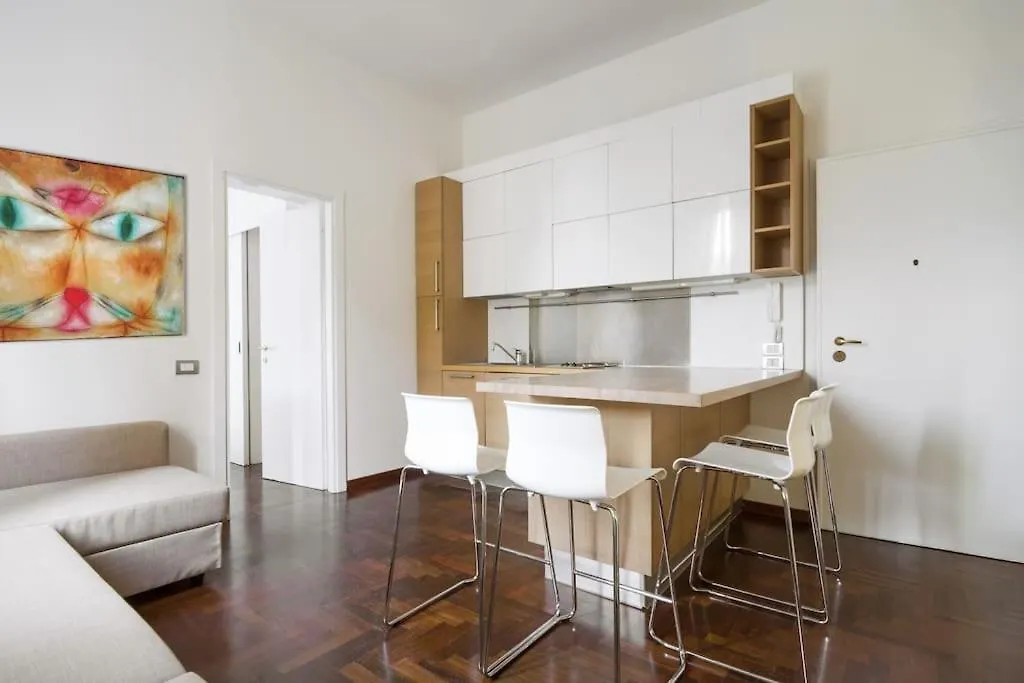 Cadorna Modern Apartment In The City Centre ミラノ イタリア