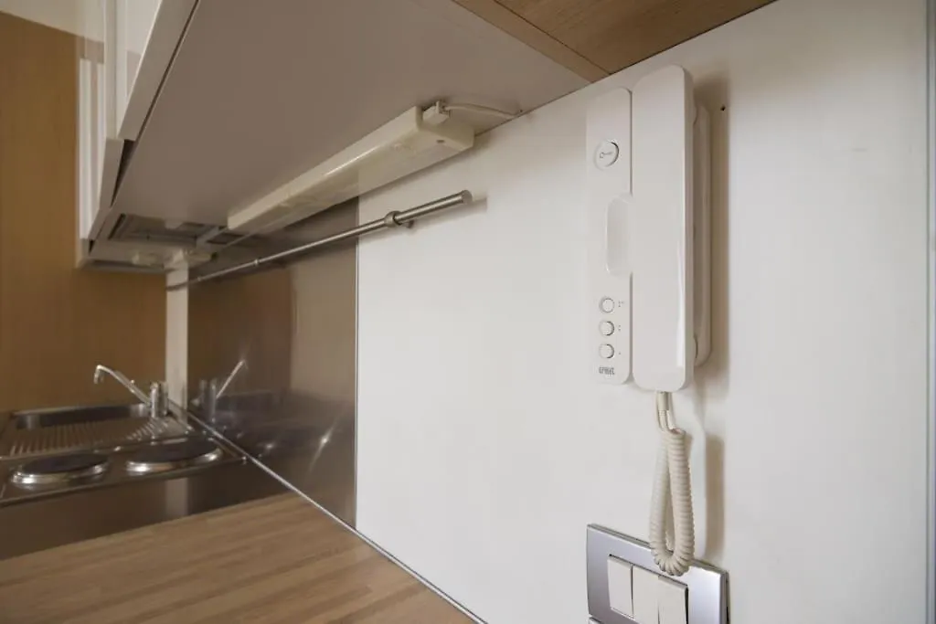 Cadorna Modern Apartment In The City Centre ミラノ イタリア